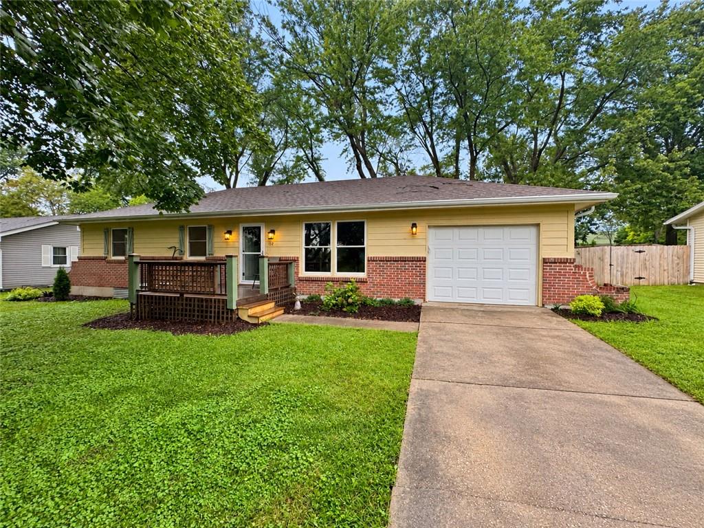 Photo of 112 W 8th Street Kearney MO 64060