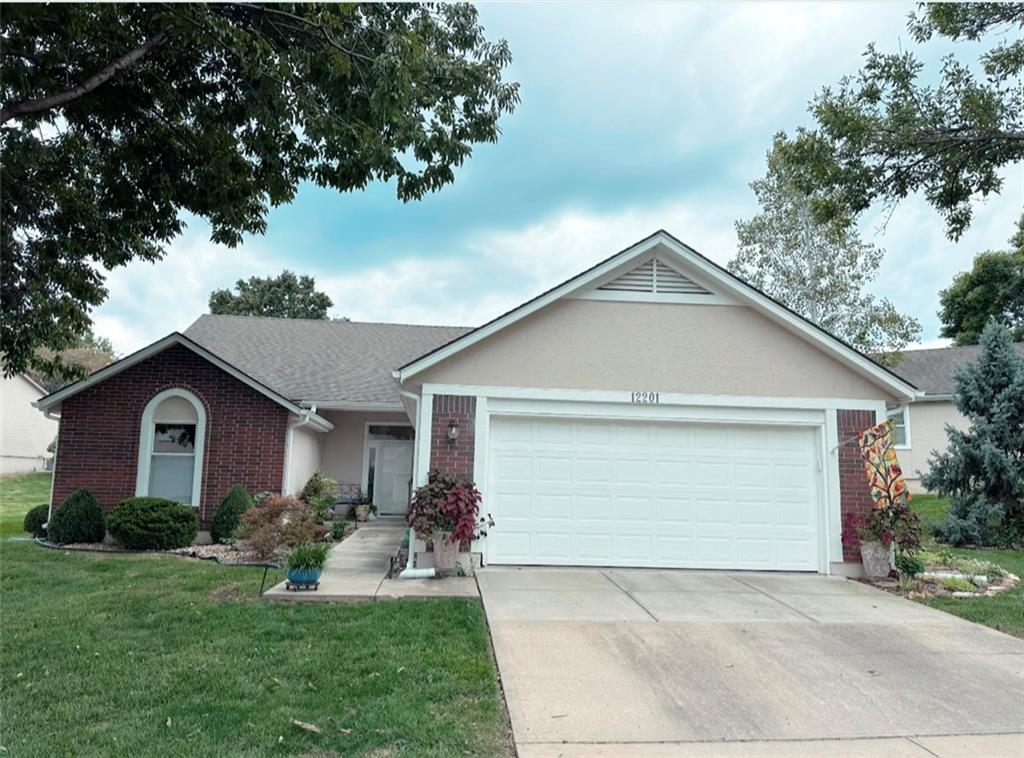 Photo of 12201 Caenen Drive Overland Park KS 66213