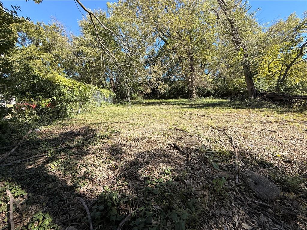 Photo of 4321 Wayne Avenue Kansas City MO 64110