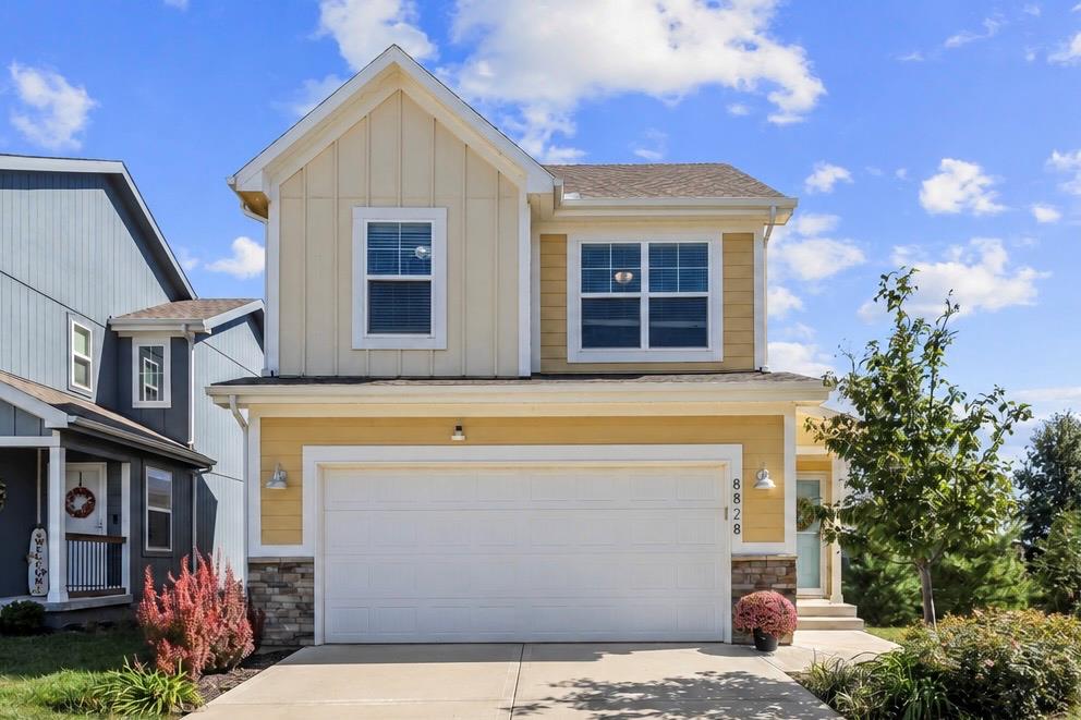 Photo of 8828 SW 9th Street Blue Springs MO 64064
