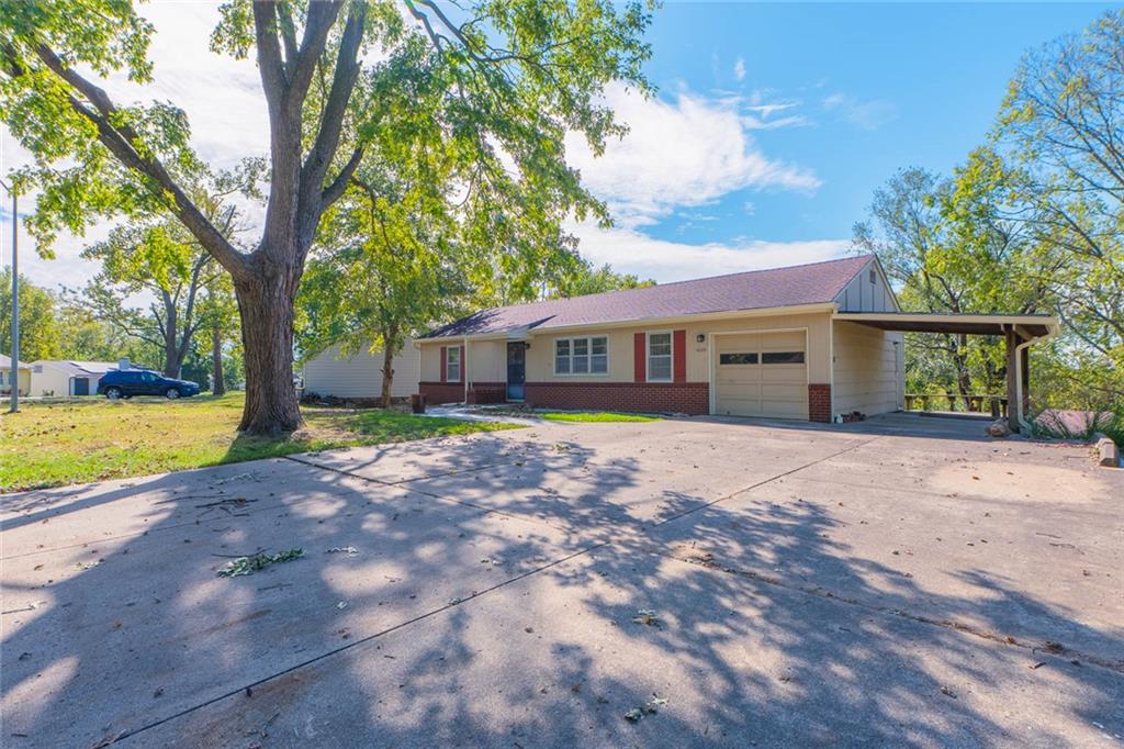 Photo of 5820 N Lenox Avenue Kansas City MO 64151