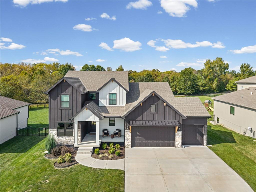Photo of 2102 Foxtail Drive Kearney MO 64060