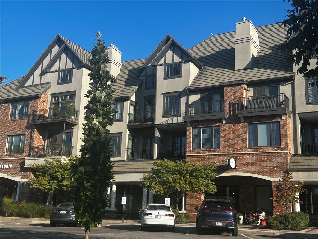 Photo of 10531 Mission Road #206 Leawood KS 66206
