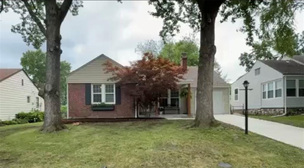 Photo of 8018 Belleview Avenue Kansas City MO 64114
