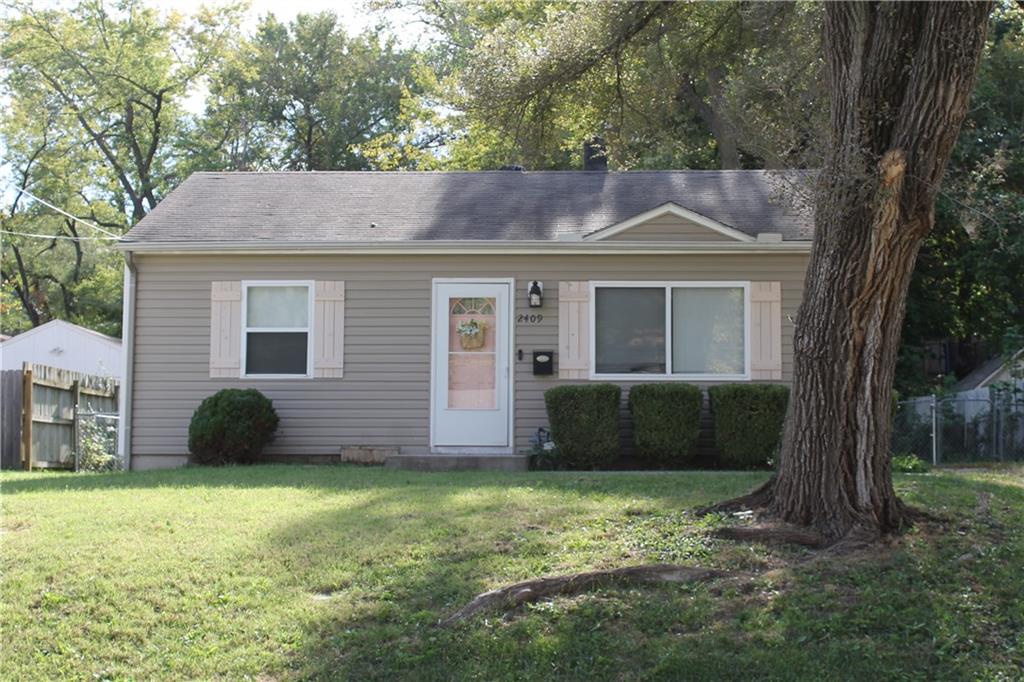 Photo of 2409 NE Pursell Road Gladstone MO 64118
