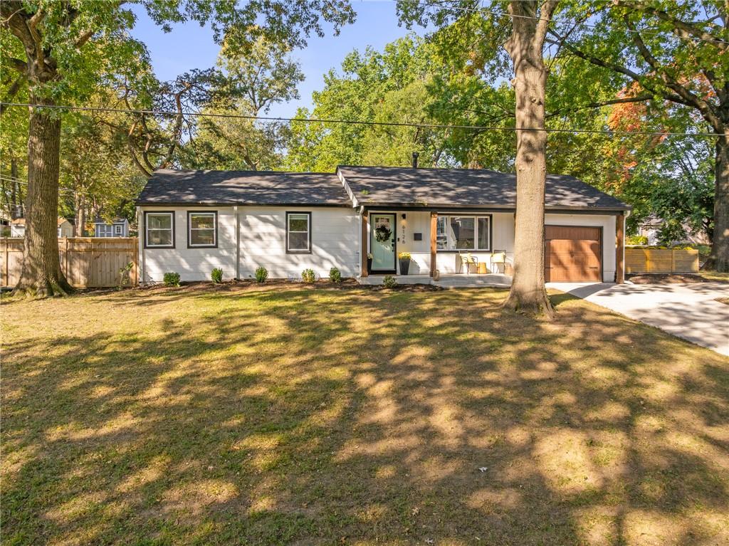 Photo of 6126 Granada Street Fairway KS 66205