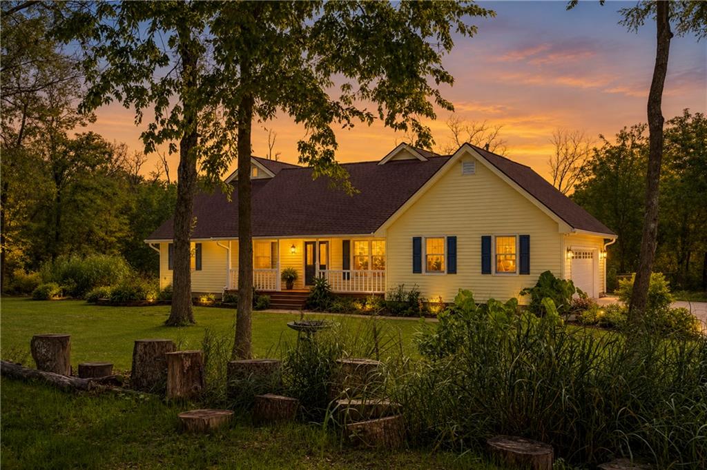 Photo of 7955 NW Bridle Parc Lane Kansas City MO 64152