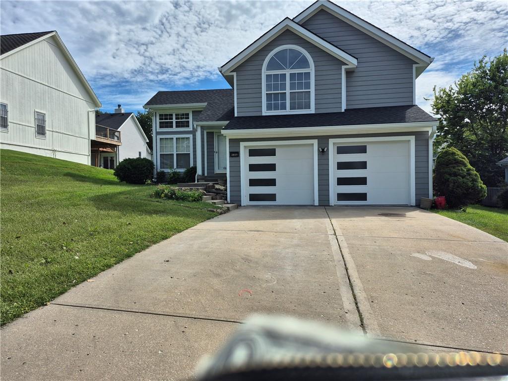 Photo of 3809 Bernard Powell Drive Kansas City MO 64127
