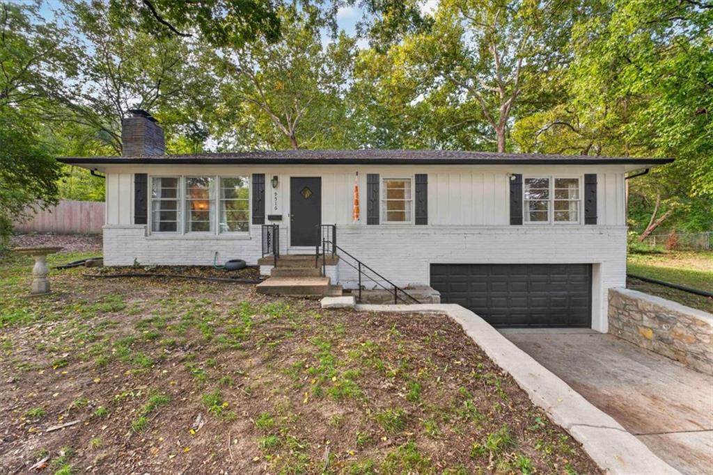 Photo of 9516 Wyandotte Street Kansas City MO 64114