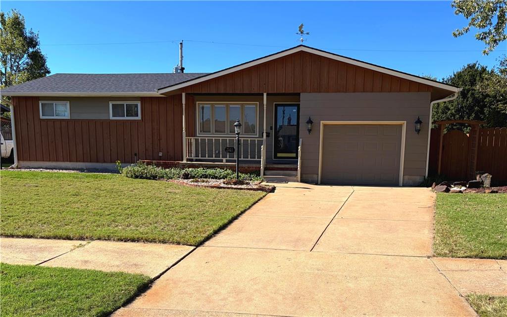 Photo of 341 Maple Avenue Salina KS 67401