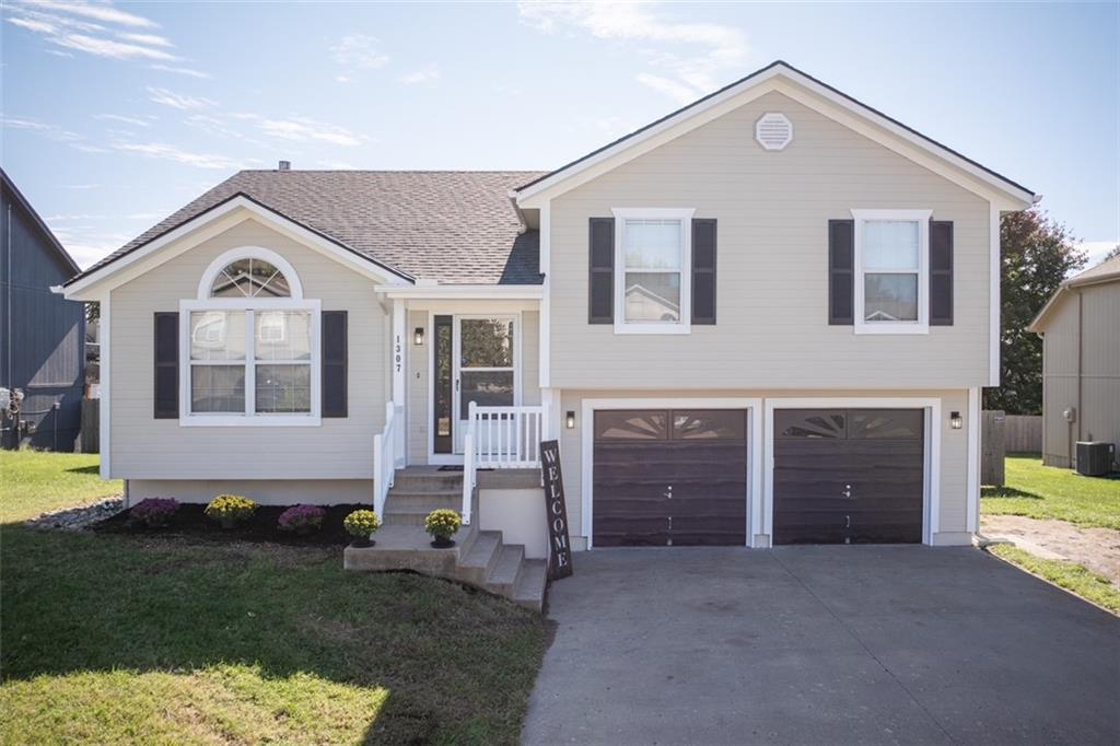 Photo of 1307 Willow Drive Greenwood MO 64034