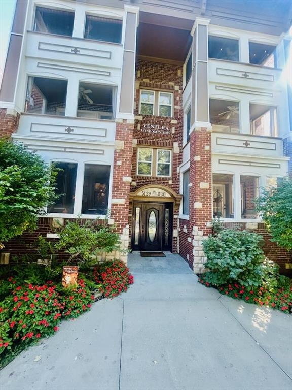 Photo of 5129 Wyandotte Street #3 Kansas City MO 64112