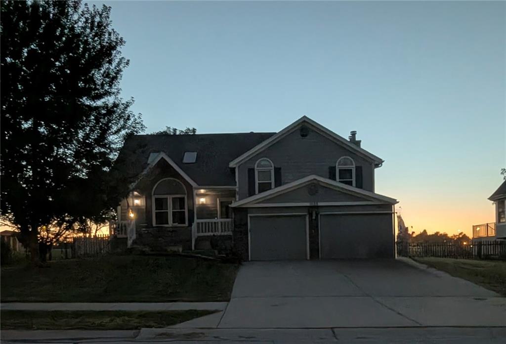 Photo of 1628 NE AUBURN Drive Lee's Summit MO 64086