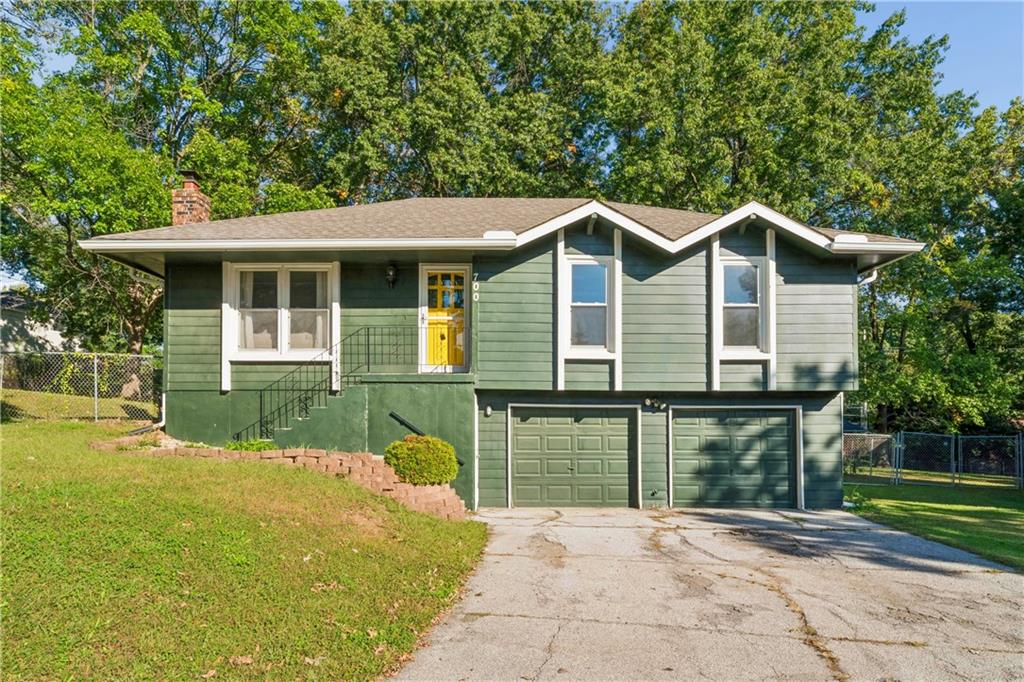 Photo of 700 NE 55TH Street Kansas City MO 64118