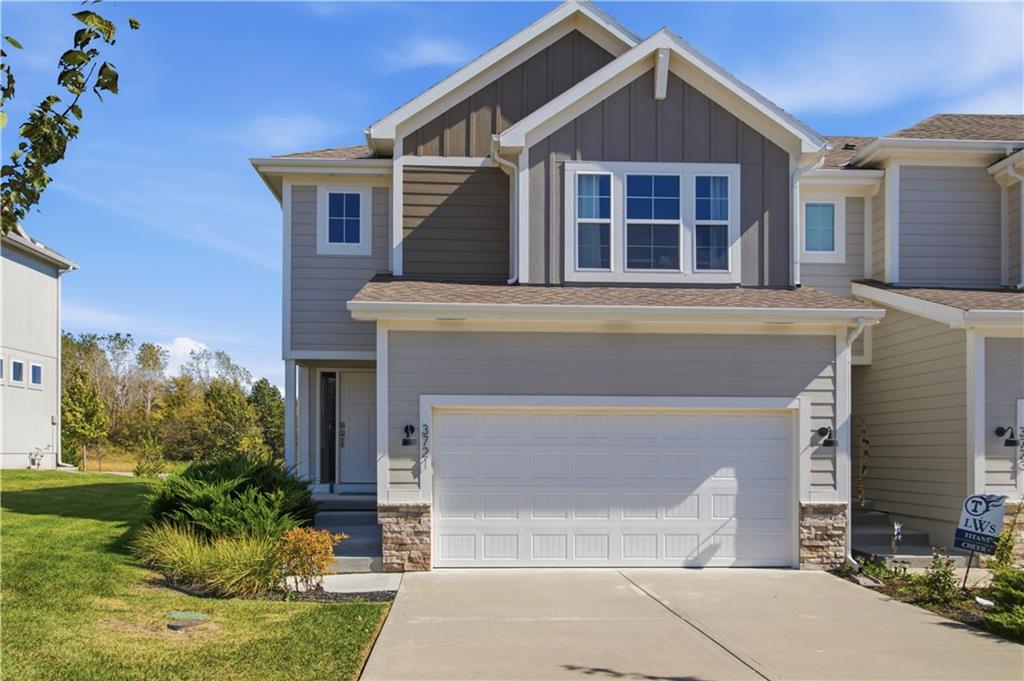 Photo of 3721 SW Walsh Drive Lee's Summit MO 64082