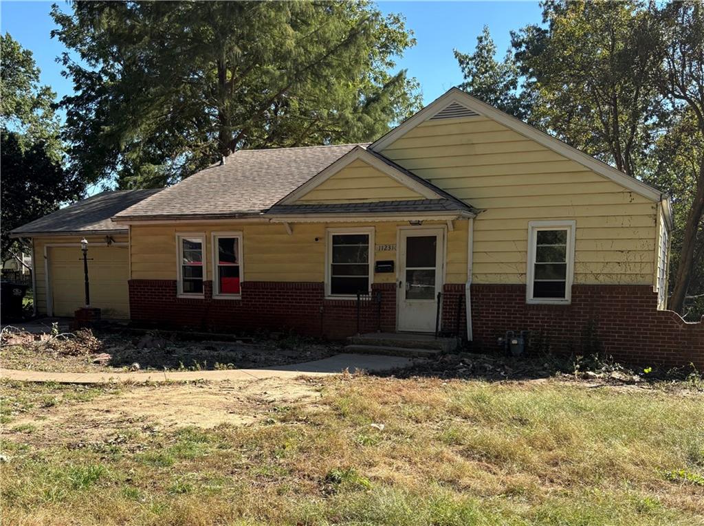 Photo of 11231 E 14th Street Independence MO 64052