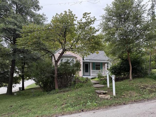 Photo of 6 W 12th Street Parkville MO 64152