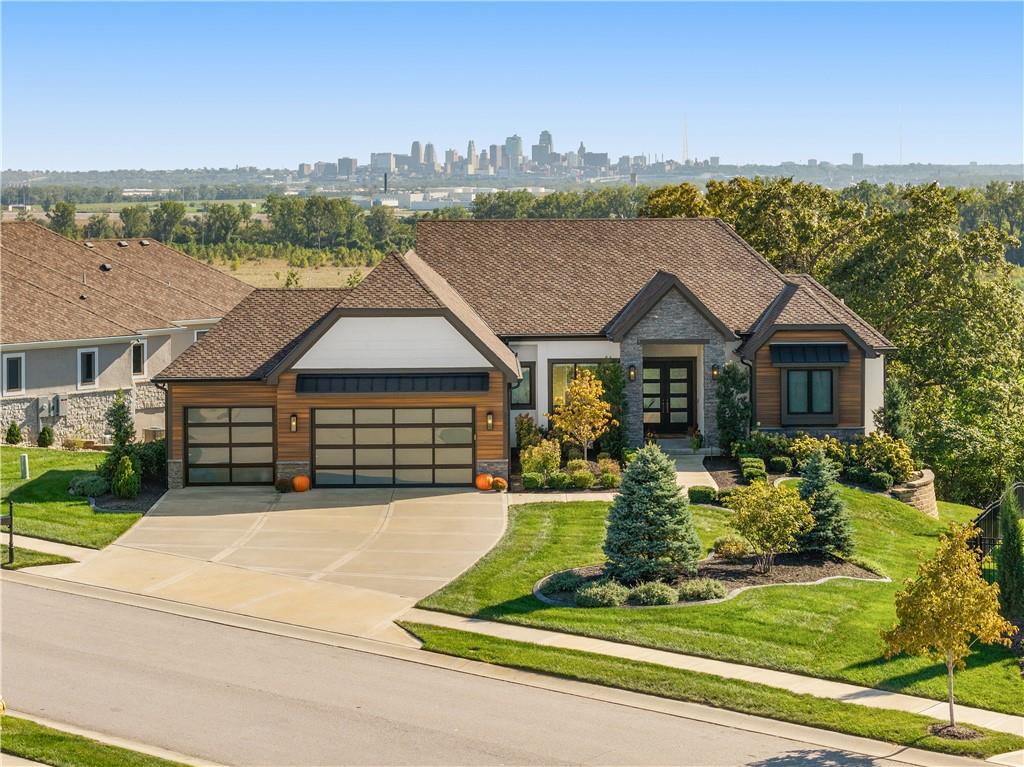 Photo of 2351 NW Riverview Drive Riverside MO 64150