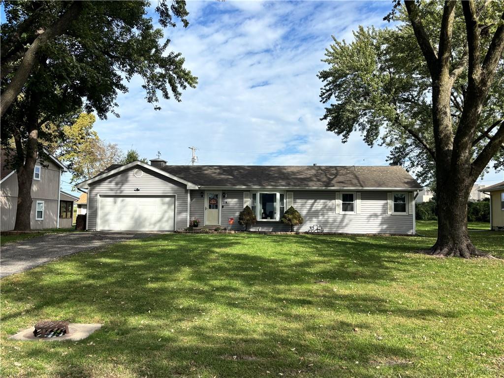 Photo of 114 W 8th Street Kearney MO 64060