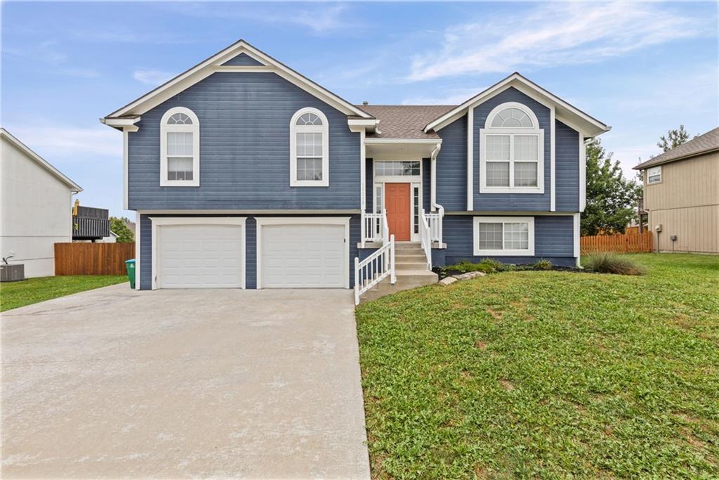 Photo of 12208 White Oak Street Peculiar MO 64078