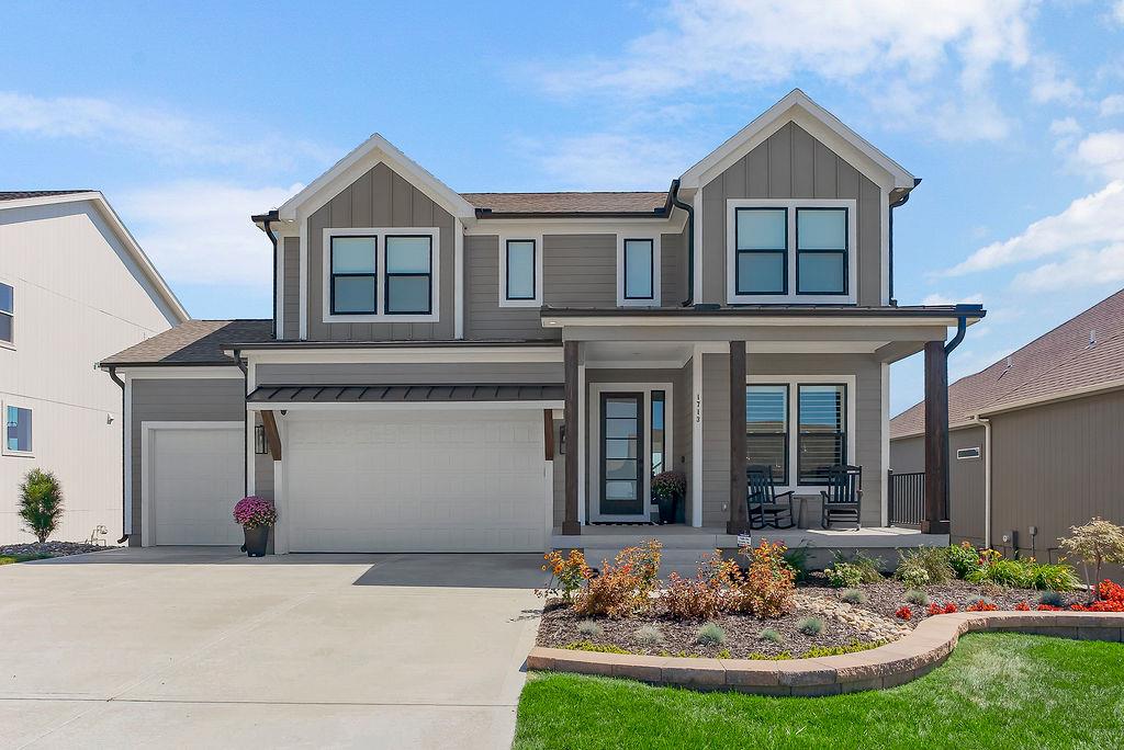Photo of 1713 SW Arbormill Terrace Lee's Summit MO 64082
