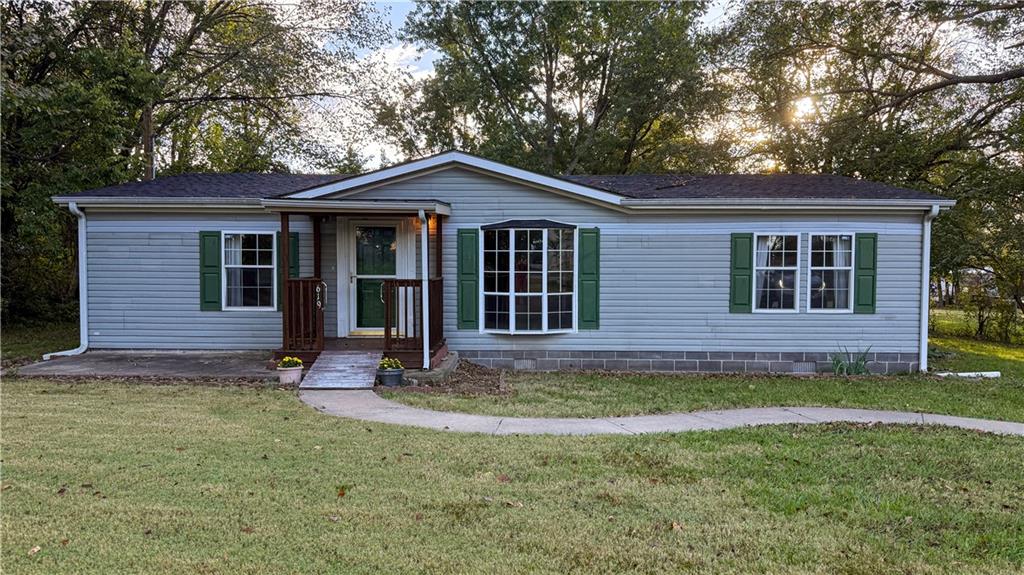 Photo of 619 Hoover Street Pomona KS 66076
