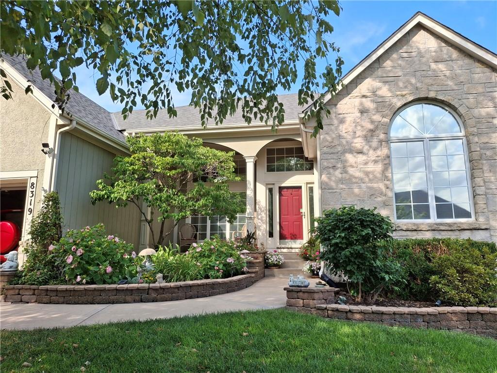 Photo of 8319 Laurelwood Street Lenexa KS 66219