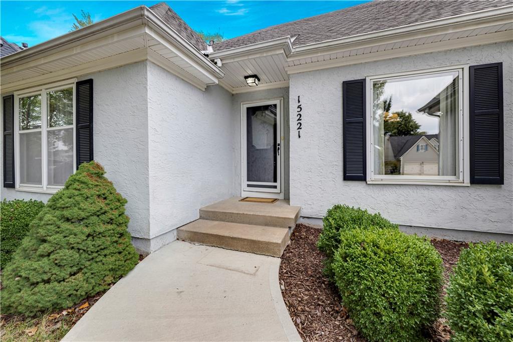 Photo of 15221 W 84th Terrace Lenexa KS 66219