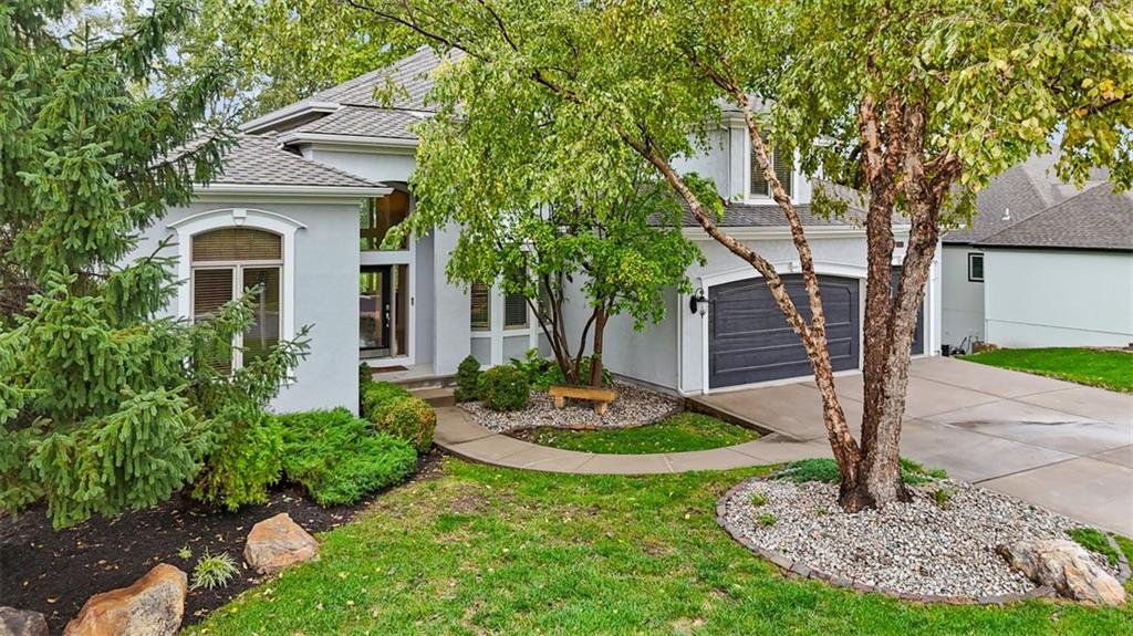 Photo of 9920 Skyview Lane Lenexa KS 66220