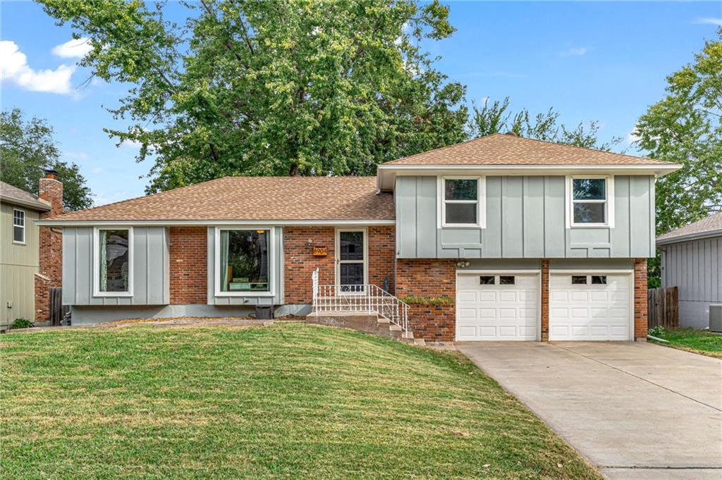 Photo of 8904 W 95th Terrace Overland Park KS 66212
