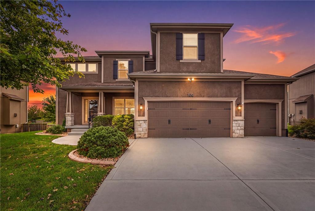 Photo of 104 SW Shores Drive Blue Springs MO 64064