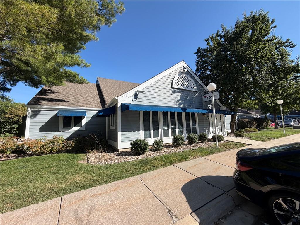 Photo of Westwoods Drive Liberty MO 64068