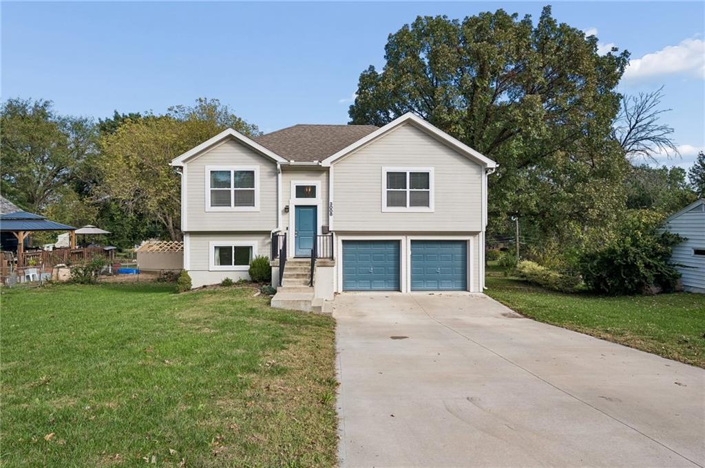 Photo of 3008 NE 53rd Terrace Kansas City MO 64119