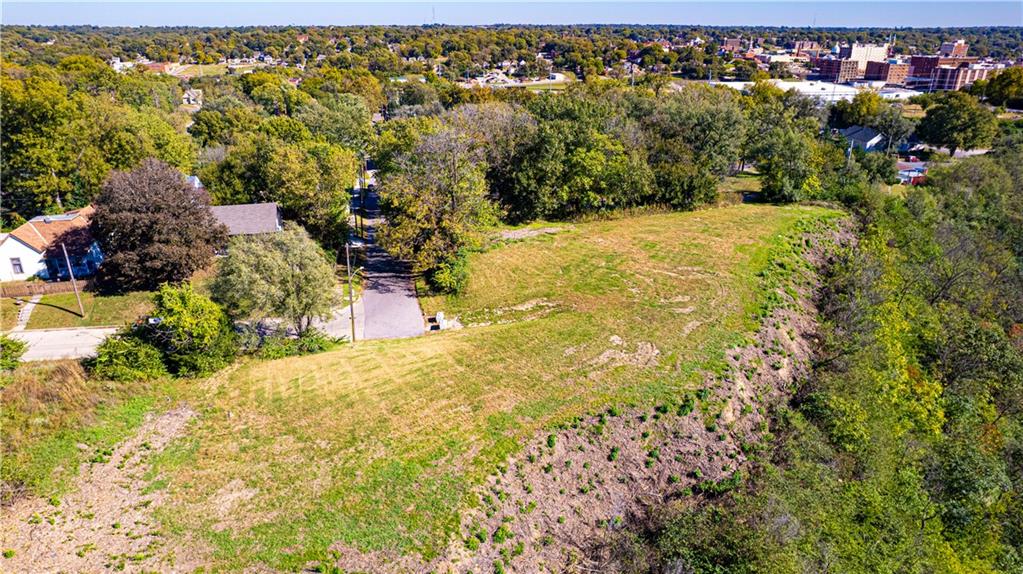 Photo of 1102 Elwood Street St Joseph MO 64501