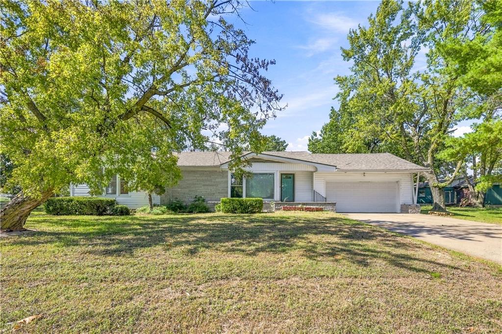 Photo of 1220 S State Line Road Galena KS 66739
