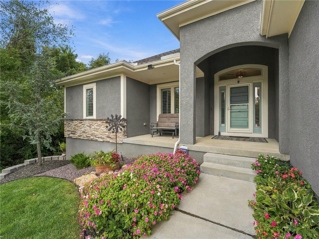 Photo of 1205 SE Woodbine Drive Blue Springs MO 64014