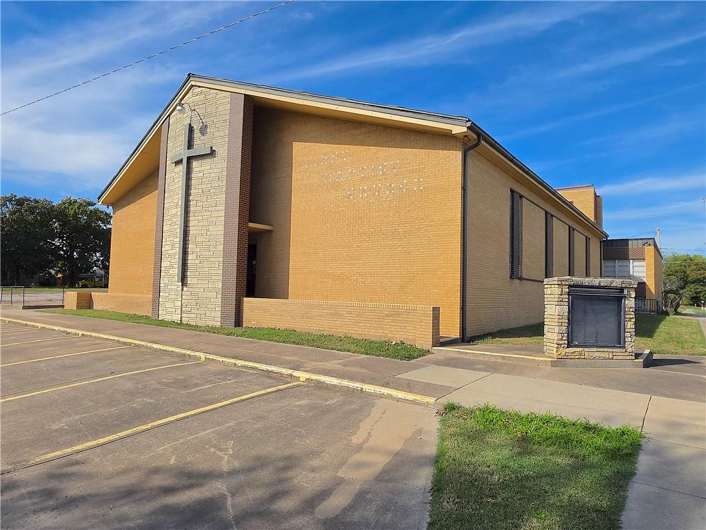 Photo of 417 S Walnut Street Garnett KS 66032