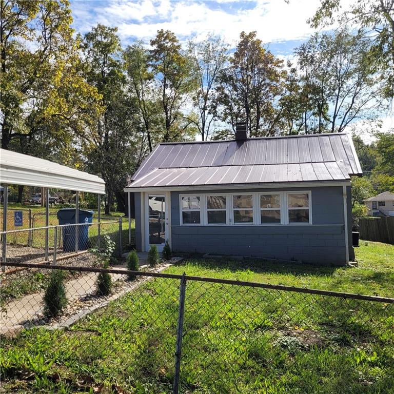 Photo of 11909 E Kentucky Avenue Sugar Creek MO 64054