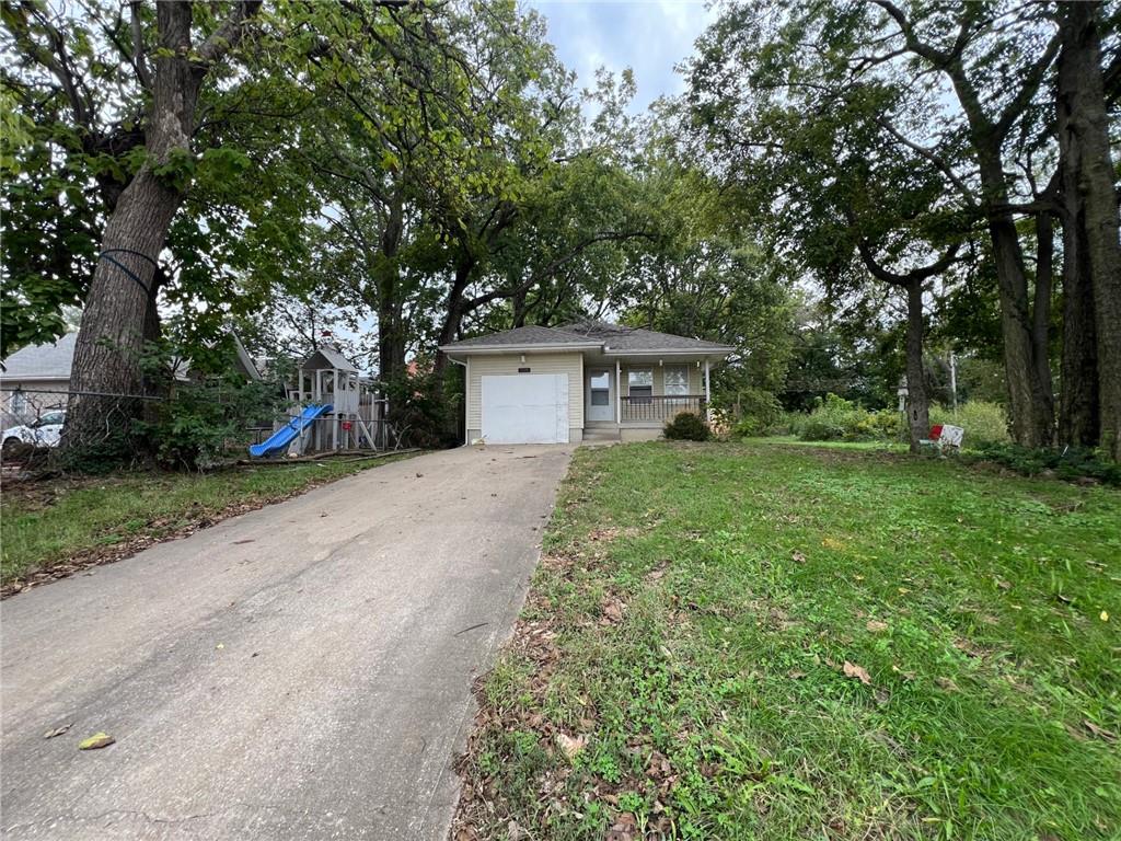 Photo of 2509 Cleveland Avenue Kansas City MO 64127