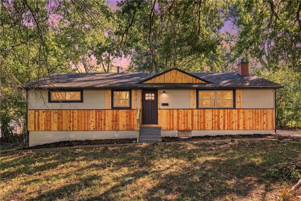Photo of 8503 Crystal Avenue Kansas City MO 66209
