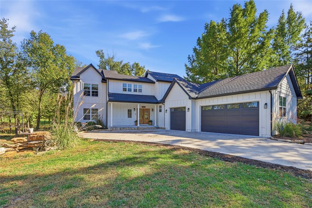 Photo of 16101 Riggs Road Overland Park KS 66085