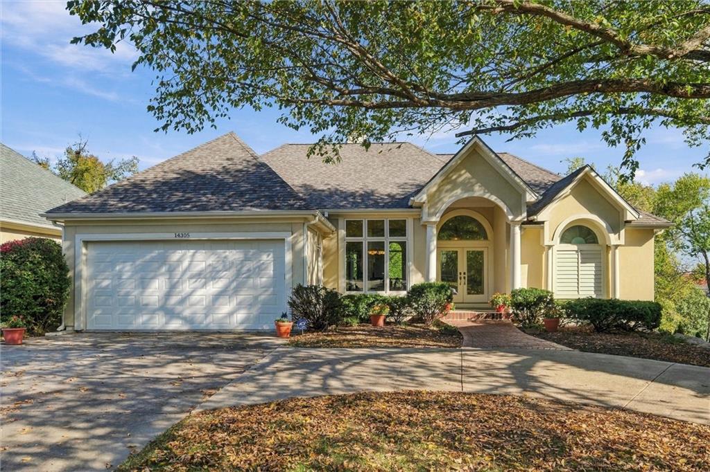 Photo of 14305 Conser Street Overland Park KS 66223
