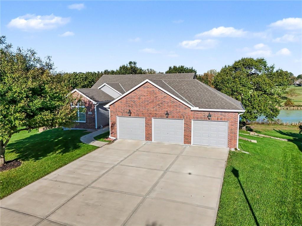 Photo of 12554 Prestwick Lane Kansas City KS 66109