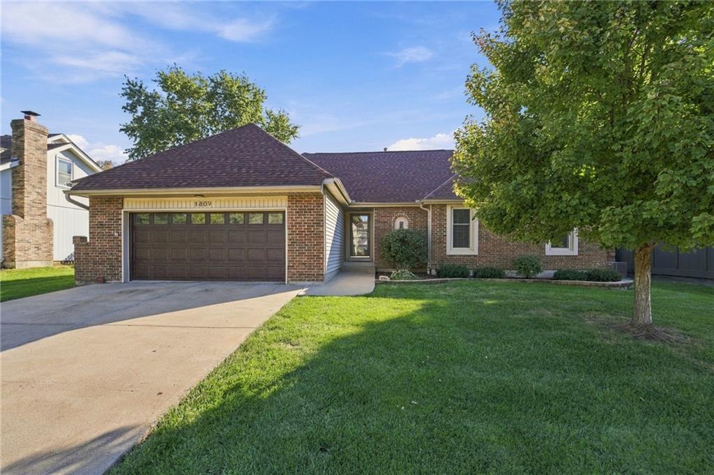 Photo of 1809 E 155th Street Olathe KS 66062