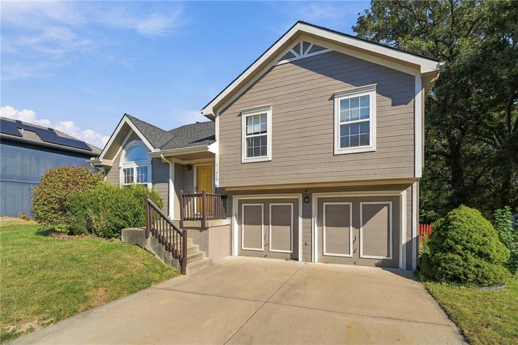 Photo of 11419 N Ditzler Avenue Kansas City MO 64157