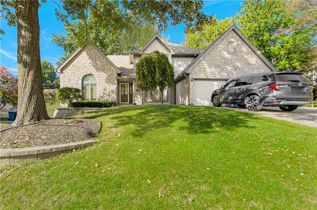 Photo of 706 Kingston Drive Liberty MO 64068
