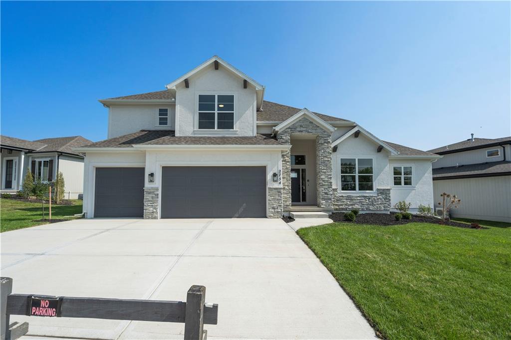 Photo of 14526 Pin Oak Court Parkville MO 64152