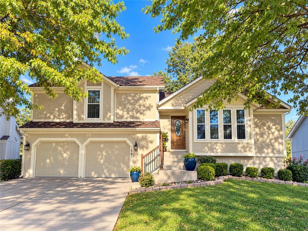 Photo of 1164 E Meadow Lane Olathe KS 66062
