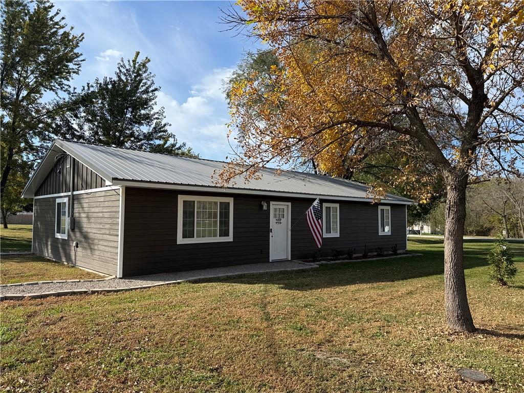 Photo of 112 E High Street Coffey MO 64636
