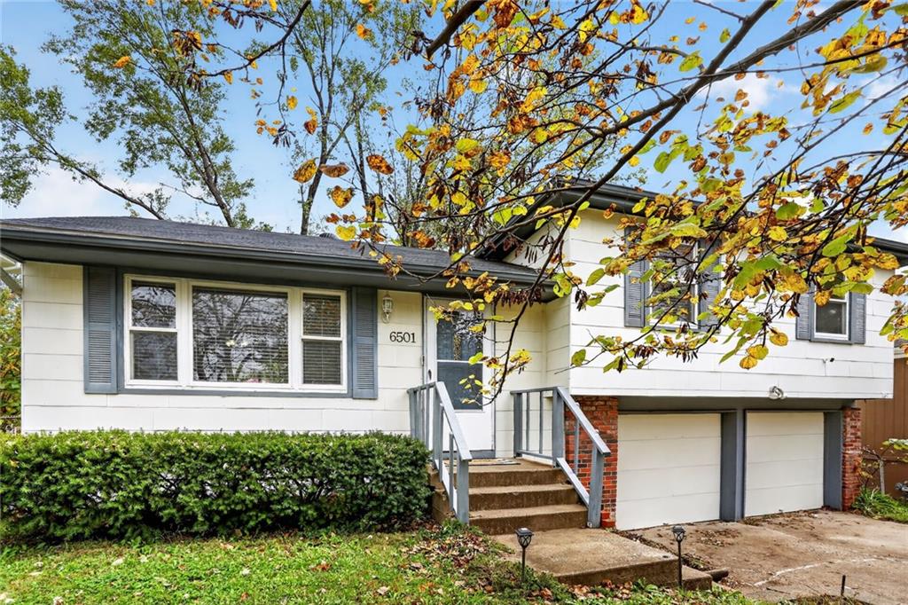 Photo of 6501 N Mercier Street Kansas City MO 64118